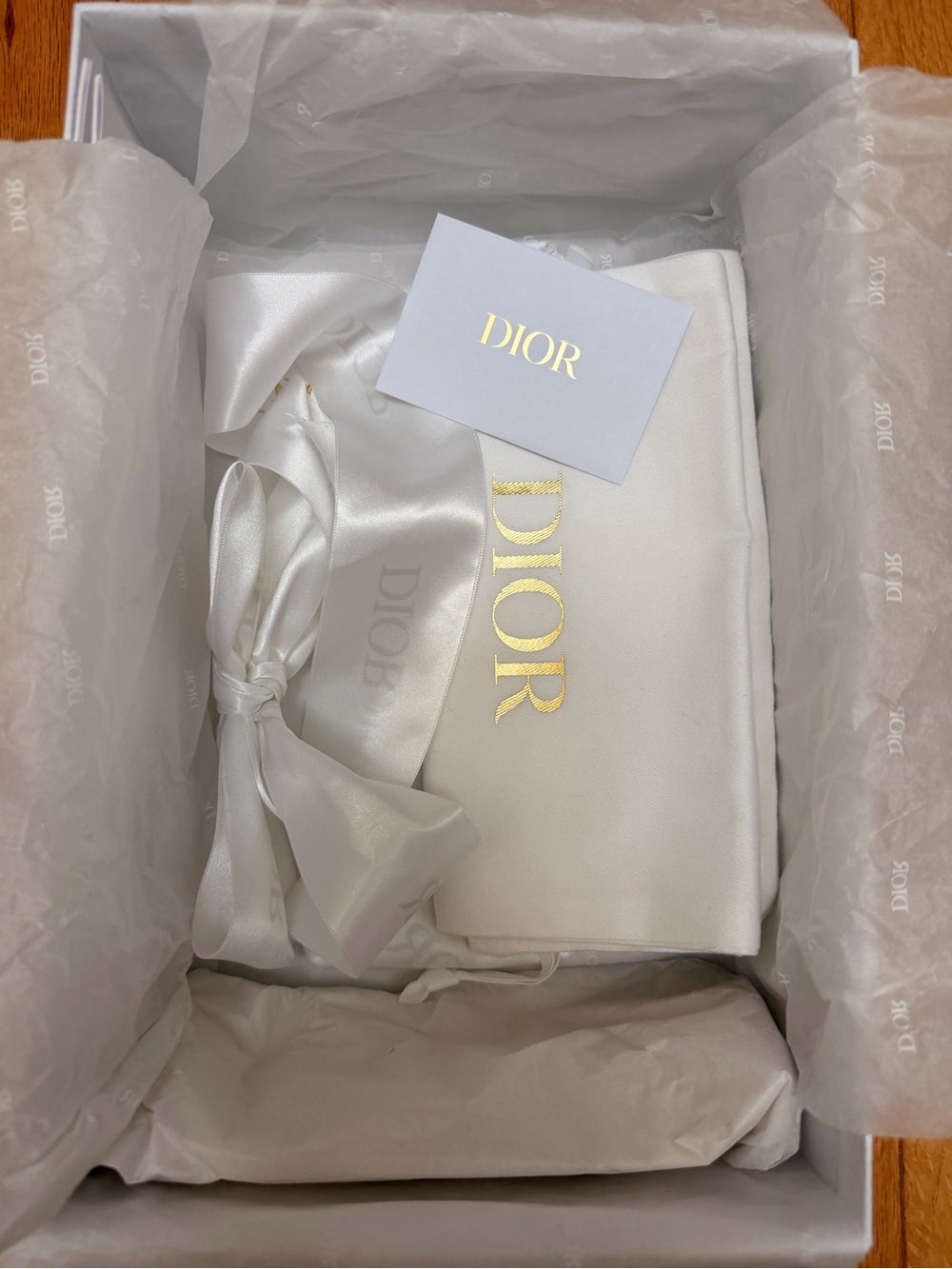 Dior Ivory Pointed Slingback Pumps with Gold Logo - Picture 8 of 9